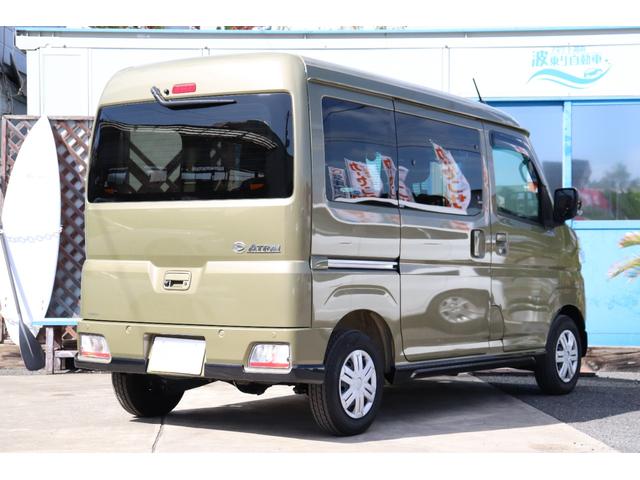 アトレー ＲＳ　４ＷＤ　９インチスマホ連携ディスプレイオーディオフルセグＴＶ　バックカメラ　ビルトインＥＴＣ　両側パワースライドドア　クルーズコントロール　スマートアシスト　フロアマット　ドアバイザー　ＨＤＭＩ（9枚目）