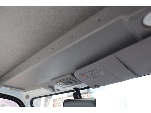 サンバートラック 赤帽 赤帽 スーパーチャージャー MT5 ハイルーフ YOKOHAMA GEOLANDAR KT ナビ キーレス ETC 作業灯 オーバーヘッドシェルフ エアコン ドアバイザー 三方開(18枚目)