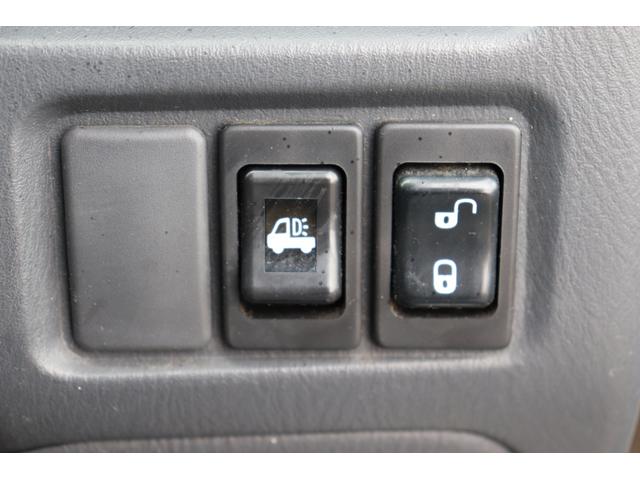 サンバートラック 赤帽 赤帽 スーパーチャージャー MT5 ハイルーフ YOKOHAMA GEOLANDAR KT ナビ キーレス ETC 作業灯 オーバーヘッドシェルフ エアコン ドアバイザー 三方開(28枚目)