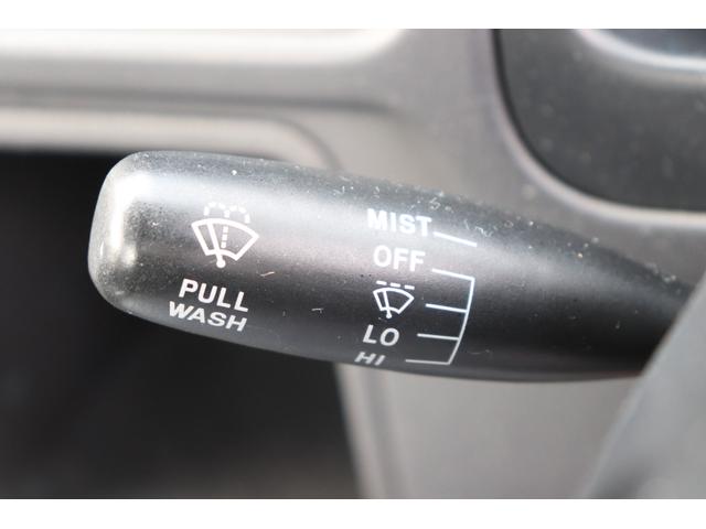 サンバートラック 赤帽 赤帽 スーパーチャージャー MT5 ハイルーフ YOKOHAMA GEOLANDAR KT ナビ キーレス ETC 作業灯 オーバーヘッドシェルフ エアコン ドアバイザー 三方開(29枚目)