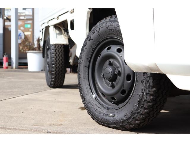 サンバートラック 赤帽 赤帽 スーパーチャージャー MT5 ハイルーフ YOKOHAMA GEOLANDAR KT ナビ キーレス ETC 作業灯 オーバーヘッドシェルフ エアコン ドアバイザー 三方開(36枚目)