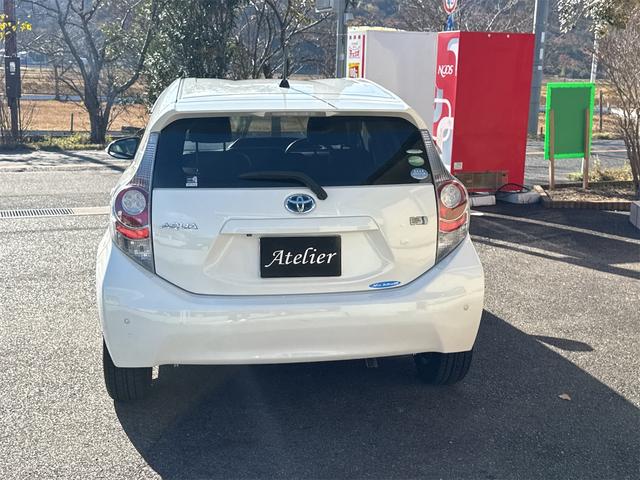 アクア Gブラックソフトレザーセレクション 純正SDナビ バックカメラ Bluetooth接続 フルセグTV CDDVD再生 ETC オートライト オートエアコン PW スマートキー 社外ドラレコ ハイブリッドバッテリー交換 補器バッテリー交換(3枚目)