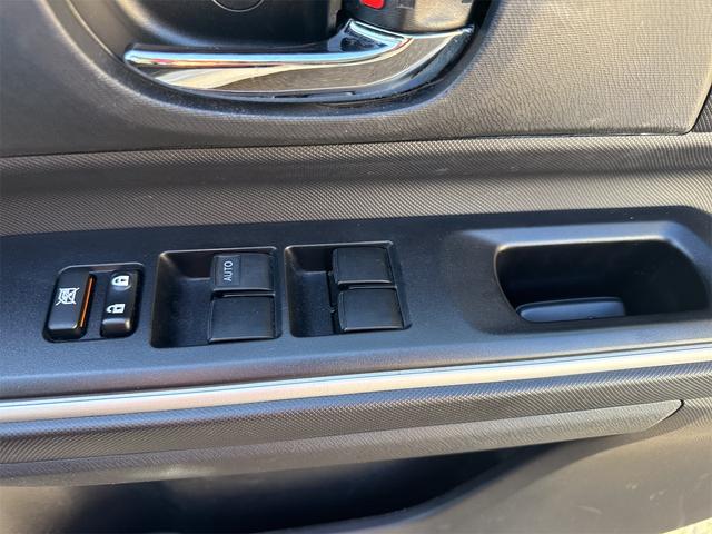 アクア Gブラックソフトレザーセレクション 純正SDナビ バックカメラ Bluetooth接続 フルセグTV CDDVD再生 ETC オートライト オートエアコン PW スマートキー 社外ドラレコ ハイブリッドバッテリー交換 補器バッテリー交換(33枚目)