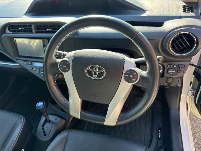 アクア Gブラックソフトレザーセレクション 純正SDナビ バックカメラ Bluetooth接続 フルセグTV CDDVD再生 ETC オートライト オートエアコン PW スマートキー 社外ドラレコ ハイブリッドバッテリー交換 補器バッテリー交換(35枚目)