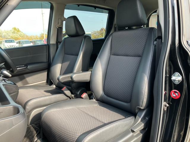 フリードハイブリッド ハイブリッド・Gホンダセンシング 4WD 本州仕入 後期型 ワンオーナー 寒冷地仕様 社外フルセグナビ バックカメラ 後席モニター シートヒーター ハーフレザーシート フルフラット 両側電動スライドドア LEDヘッドライト ETC(14枚目)