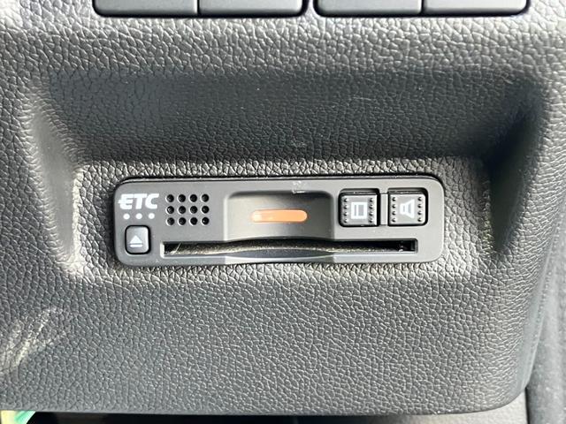 フリードハイブリッド ハイブリッド・Gホンダセンシング 4WD 本州仕入 後期型 ワンオーナー 寒冷地仕様 社外フルセグナビ バックカメラ 後席モニター シートヒーター ハーフレザーシート フルフラット 両側電動スライドドア LEDヘッドライト ETC(20枚目)