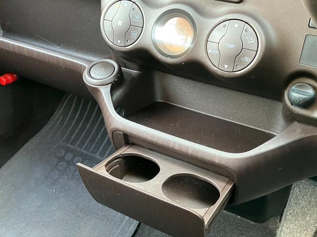 パッソ X Lパッケージ 4WD 本州仕入 純正ナビ ワンセグTV Bluetooth HIDヘッドライト フォグライト 社外アルミホイール 電動格納ミラー ベンチシート オートエアコン パワーウィンド 盗難防止装置 ETC(51枚目)