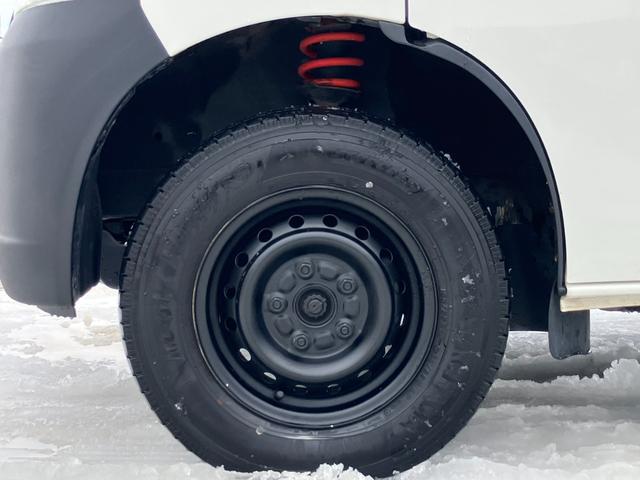 ライトエースバン ＧＬ　４ＷＤ　寒冷地仕様　リフトアップ　ワンオフルーフキャリア　リアラダー　前後バンパーエンブレム自社チッピング塗装　社外ワンセグナビ　バックカメラ　リアヒーター　リアフォグ　両側スライドドア　フルフラット（44枚目）