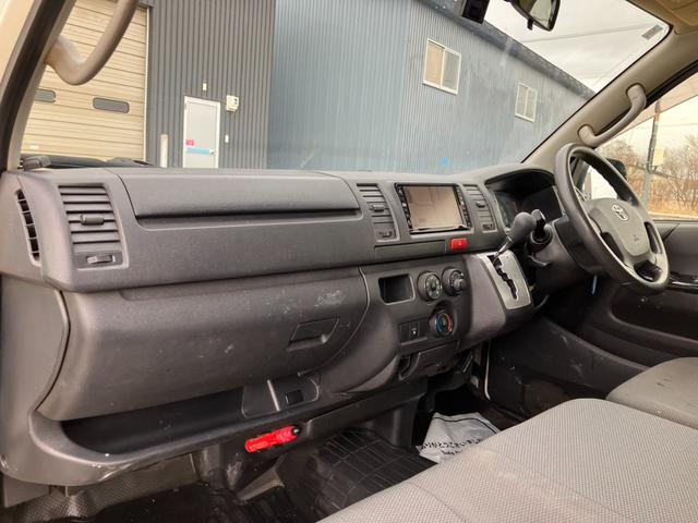 ハイエースバン ロングＤＸ　ＧＬパッケージ　４ＷＤ　自社買取車両　ワンオーナー　寒冷地仕様車　４型　ディーゼルターボ　ルーフキャリア　リアゲートラダー　両側スライド　純正ナビ　ドライブレコーダー　ＬＥＤヘッドライト　社外アルミホイール　ＥＴＣ（46枚目）