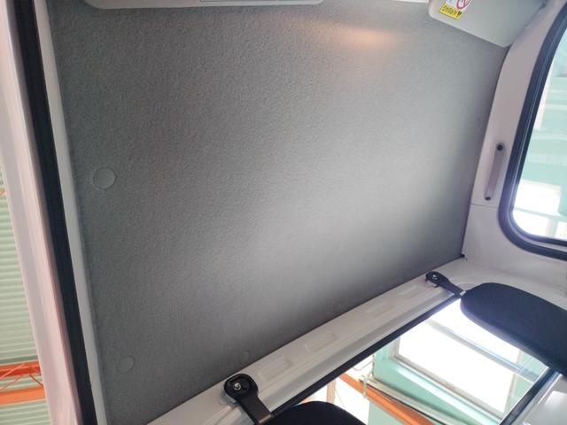 ハイゼットトラック スタンダード スタンダード AT 障害物センサー 車線逸脱警報機能 オートハイビーム AM/FMラジオアイドリングストップ・パワステ・エアコン・Wエアバック(12枚目)