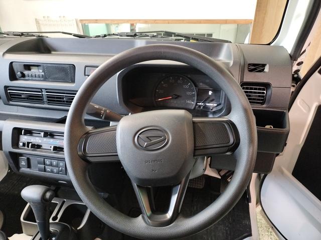 ハイゼットトラック スタンダード スタンダード AT 障害物センサー 車線逸脱警報機能 オートハイビーム AM/FMラジオアイドリングストップ・パワステ・エアコン・Wエアバック(16枚目)