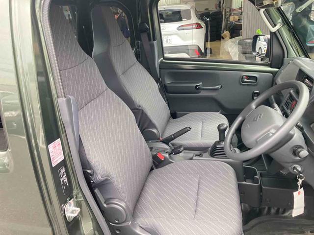 スーパーキャリイ X MT 衝突被害軽減システム クリアランスソナー レーンアシスト アイドリングストップ 電動格納ミラー ESC エアコン 運転席エアバッグ 助手席エアバッグ CD USB(7枚目)