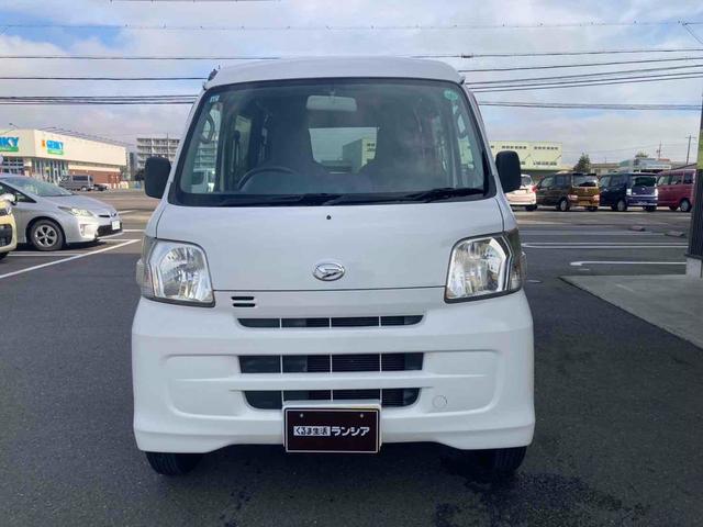 ハイゼットカーゴ 　ＭＴ　両側スライドドア　キーレスエントリー　エアコン　パワーウィンドウ　運転席エアバッグ　助手席エアバッグ（9枚目）