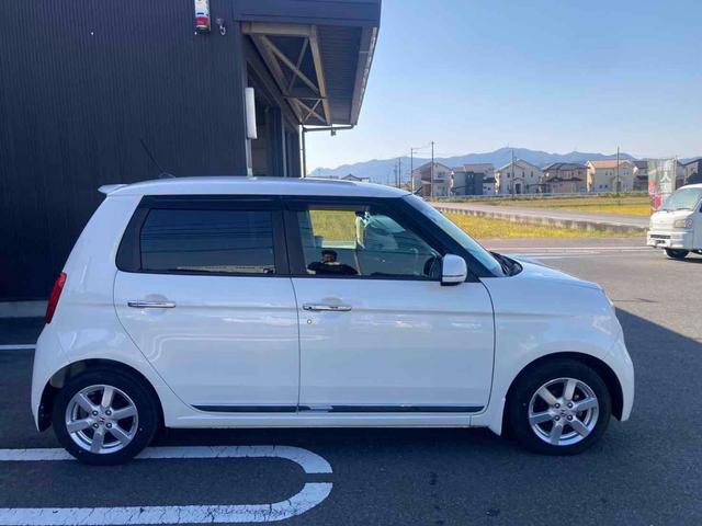 Ｎ－ＯＮＥ プレミアム　ＳＳパッケージ　ＥＴＣ　バックカメラ　ナビ　ＴＶ　衝突被害軽減システム　ＨＩＤ　スマートキー　アイドリングストップ　電動格納ミラー　シートヒーター　ベンチシート　ＣＶＴ　盗難防止システム　ＡＢＳ　ＥＳＣ　ＣＤ（13枚目）