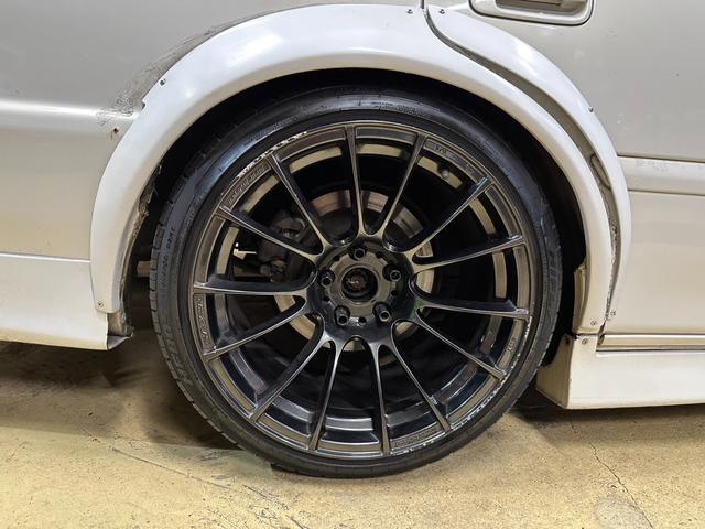 チェイサー ツアラーＶ　Ｒ１５４ＭＴ５速載替え公認済み　ＡＰＥＸパワーＦＣ　ｗｅｄｓ１８インチＡＷ　ＢＲＩＤＥフルバケ　フルタップ車高調　オーバーフェンダー公認　フロントクスコアッパーアーム　ＢＬＩＴＺ前置きインタークーラー（40枚目）