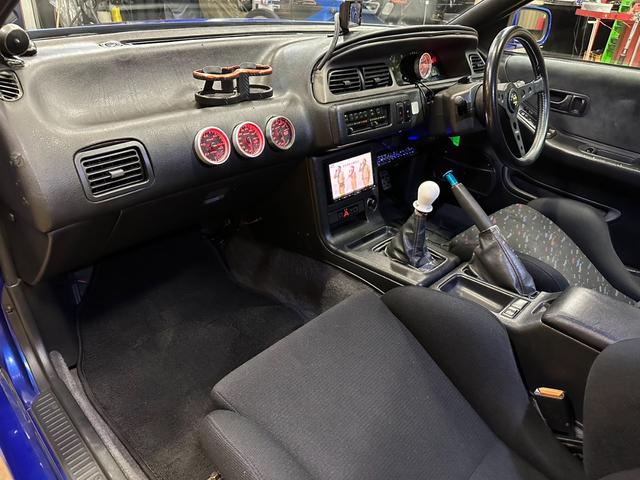 セフィーロ ２５ＳＥ　Ｓ１５シルビア用ＳＲ２０ＤＥＴエンジン　６速ミッション載せ替え公認済み　ＳＳＲｖｉｅｎｎａ１８ＡＷ　フルタップ車高調　社外ＬＳＤ　メタルクラッチ　フルエアロ　オールペン済み　ケンウッド地デジナビ（23枚目）