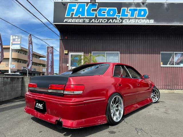 マークII ツアラーＶ　５速ＭＴ載せ替え公認済み　トラストＴ６７ー２５Ｇタービン　ＨＫＳ金Ｖプロ　ミニッツエキマニ　ワンダーフルエアロ　機械式ＬＳＤ　フルタップ車高調　伊藤オートＶ１ナックル　ＢＮスポーツボンネット（3枚目）