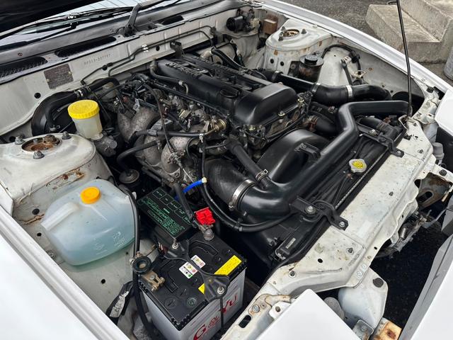 １８０ＳＸ タイプＲ　機械式ＬＳＤ　サンルーフ　フルエアロ　ＣＳＴ１８インチＡＷ　車高調　Ｓ１５メンバー　社外アーム　５穴化済み　ダッシュ貫通ロールバー　フルバケ（33枚目）