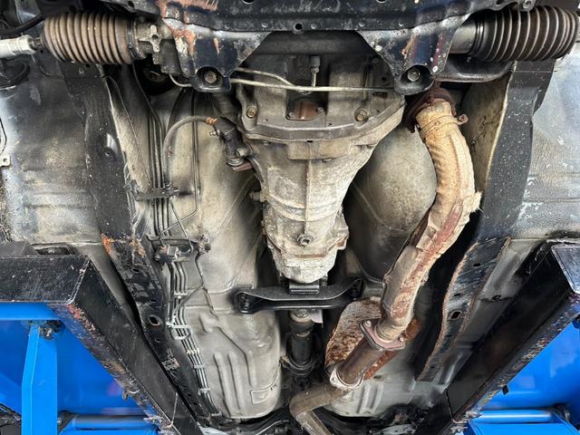 １８０ＳＸ タイプＲ　機械式ＬＳＤ　サンルーフ　フルエアロ　ＣＳＴ１８インチＡＷ　車高調　Ｓ１５メンバー　社外アーム　５穴化済み　ダッシュ貫通ロールバー　フルバケ（35枚目）