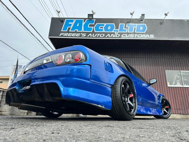 １８０ＳＸ タイプＩＩＩ　スーパーハイキャスパッケージ　サンルーフ　Ｒ０６ＭＩＤ１８インチＡＷ　機械式ＬＳＤ　フルエアロ　フルタップ車高調　前後ワイドフェンダー　ＢＬＩＴＺ前置きインタークーラー　フルバケ　社外マフラー　渚オートガッチリサポート（13枚目）