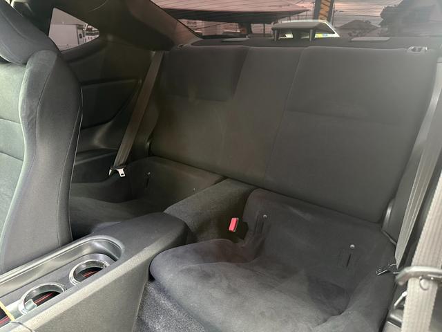 ８６ Ｇ　ロケットバニー前後ワイドフェンダー公認済み　ロケットバニーダックテール　ＷＯＲＫエモーション１８インチＡＷ　Ｓｔａｇｅ２１フロントリップ　ＴＲＤリヤハーフスポイラー　３２６車高調　風間オートロアアーム（31枚目）