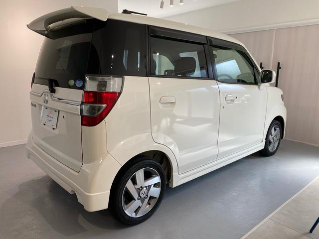 ゼストスパーク ダイナミック　スペシャル　禁煙車　新品タイヤ４本　ナビ　バックカメラ　ＴＶ　Ｂｌｕｅｔｏｏｔｈ接続　ＥＴＣ　盗難防止システム　スマートキー　純正アルミホイール（4枚目）
