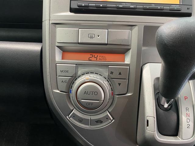 ゼストスパーク ダイナミック　スペシャル　禁煙車　新品タイヤ４本　ナビ　バックカメラ　ＴＶ　Ｂｌｕｅｔｏｏｔｈ接続　ＥＴＣ　盗難防止システム　スマートキー　純正アルミホイール（16枚目）