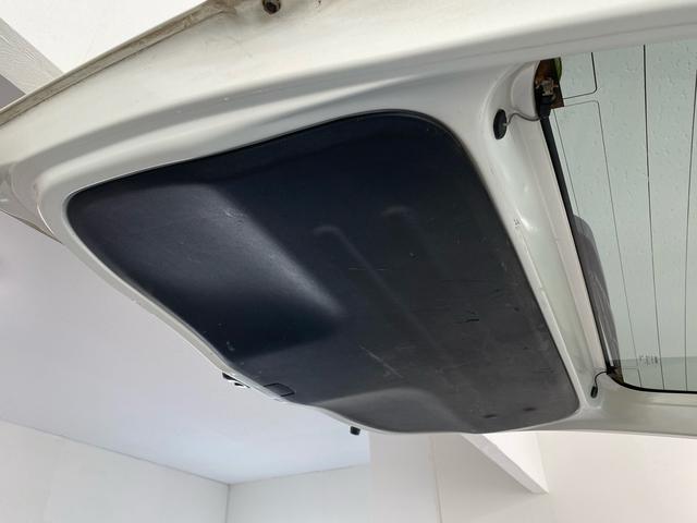 ゼストスパーク ダイナミック　スペシャル　禁煙車　新品タイヤ４本　ナビ　バックカメラ　ＴＶ　Ｂｌｕｅｔｏｏｔｈ接続　ＥＴＣ　盗難防止システム　スマートキー　純正アルミホイール（33枚目）