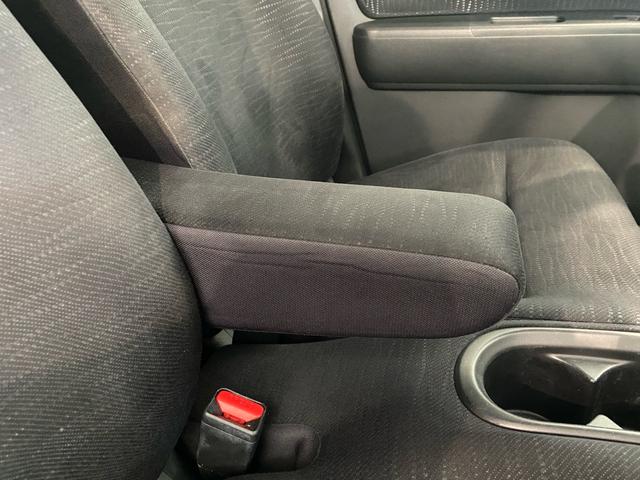 ゼストスパーク ダイナミック　スペシャル　禁煙車　新品タイヤ４本　ナビ　バックカメラ　ＴＶ　Ｂｌｕｅｔｏｏｔｈ接続　ＥＴＣ　盗難防止システム　スマートキー　純正アルミホイール（41枚目）
