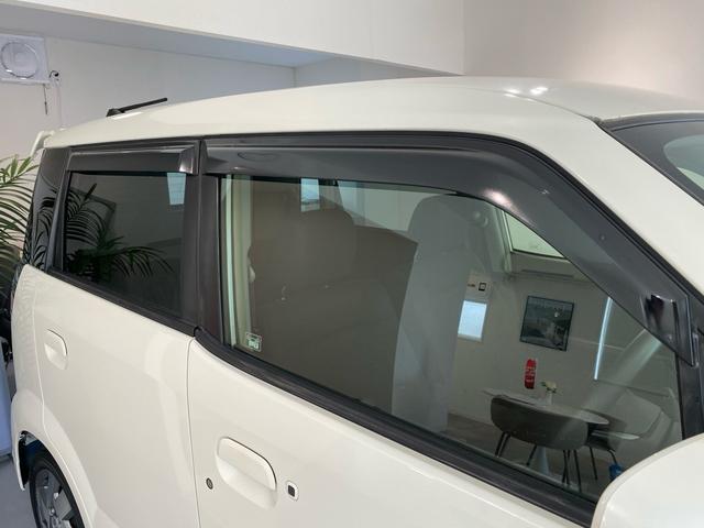 ゼストスパーク ダイナミック　スペシャル　禁煙車　新品タイヤ４本　ナビ　バックカメラ　ＴＶ　Ｂｌｕｅｔｏｏｔｈ接続　ＥＴＣ　盗難防止システム　スマートキー　純正アルミホイール（65枚目）