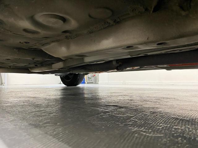 アクア S 禁煙車 ナビ TV Bluetoothオーディオ オートライト アイドリングストップ 盗難防止システム スマートキー 純正ホイール オートエアコン(77枚目)