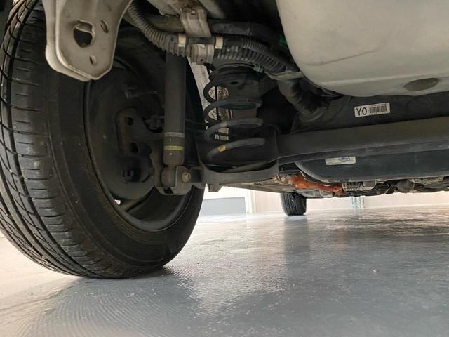 アクア S 禁煙車 ナビ TV Bluetoothオーディオ オートライト アイドリングストップ 盗難防止システム スマートキー 純正ホイール オートエアコン(79枚目)