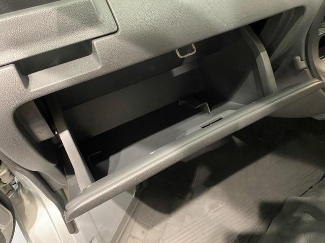 ハイゼットカーゴ ＤＸ　ワンオーナー車！　ナビ　ＴＶ　Ｂｌｕｅｔｏｏｔｈ接続　オートマ　キーレス　ラジオ　パワーウインドウ　集中ロック　運転席エアバッグ　助手席エアバッグ　パワーステアリング　社外アルミホイール　ドアバイザー（19枚目）