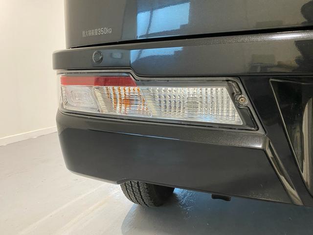 ハイゼットカーゴ クルーズＳＡＩＩＩ　４ＷＤ　メモリーナビ　フルセグ　Ｂｌｕｅｔｏｏｔｈオーディオ　ドライブレコーダー　ＵＳＢ入力端子　ＥＴＣ　ＤＶＤ再生　衝突被害軽減システム　アイドリングストップ　キーレスエントリー　クリアランスソナー（64枚目）