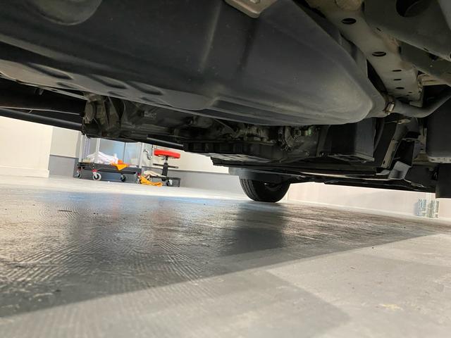 ハイゼットカーゴ クルーズＳＡＩＩＩ　４ＷＤ　メモリーナビ　フルセグ　Ｂｌｕｅｔｏｏｔｈオーディオ　ドライブレコーダー　ＵＳＢ入力端子　ＥＴＣ　ＤＶＤ再生　衝突被害軽減システム　アイドリングストップ　キーレスエントリー　クリアランスソナー（76枚目）