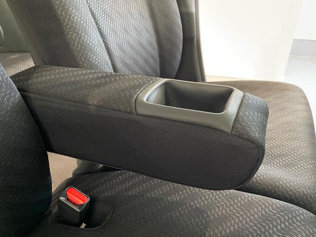 Ｎ－ＢＯＸカスタム Ｇ・ターボパッケージ　全国対応１年保証付き　両側電動スライドドア　ナビ　バックカメラ　ＴＶ　Ｂｌｕｅｔｏｏｔｈ接続　オートライト　アイドリングストップ　盗難防止システム　スマートキー　ＨＩＤ（38枚目）