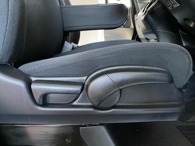 Ｎ－ＢＯＸカスタム Ｇ　ＳＳブラックスタイルパッケージ　禁煙車　新品タイヤ　全国対応１年保証付き　衝突被害軽減システム　両側電動スライドドア　ナビ　ＴＶ　Ｂｌｕｅｔｏｏｔｈオーディオ　アイドリングストップ　盗難防止システム　スマートキー　オート格納ミラー（35枚目）