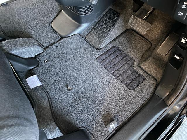 Ｎ－ＢＯＸカスタム Ｇ　ＳＳブラックスタイルパッケージ　禁煙車　新品タイヤ　全国対応１年保証付き　衝突被害軽減システム　両側電動スライドドア　ナビ　ＴＶ　Ｂｌｕｅｔｏｏｔｈオーディオ　アイドリングストップ　盗難防止システム　スマートキー　オート格納ミラー（43枚目）