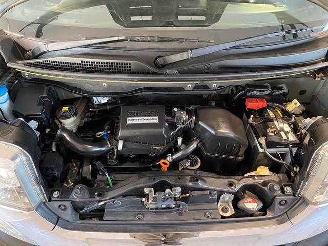 Ｎ－ＢＯＸカスタム Ｇ　ＳＳブラックスタイルパッケージ　禁煙車　新品タイヤ　全国対応１年保証付き　衝突被害軽減システム　両側電動スライドドア　ナビ　ＴＶ　Ｂｌｕｅｔｏｏｔｈオーディオ　アイドリングストップ　盗難防止システム　スマートキー　オート格納ミラー（67枚目）