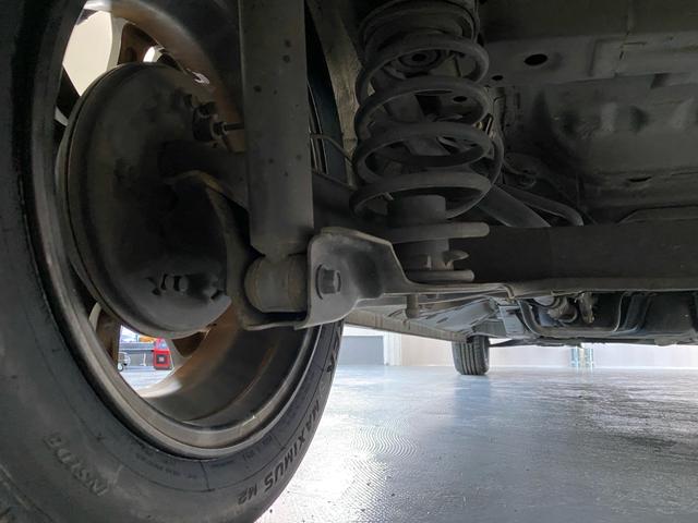 Ｎ－ＢＯＸカスタム Ｇ　ＳＳブラックスタイルパッケージ　禁煙車　新品タイヤ　全国対応１年保証付き　衝突被害軽減システム　両側電動スライドドア　ナビ　ＴＶ　Ｂｌｕｅｔｏｏｔｈオーディオ　アイドリングストップ　盗難防止システム　スマートキー　オート格納ミラー（79枚目）