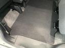 フロアマットに大きな汚れありません!