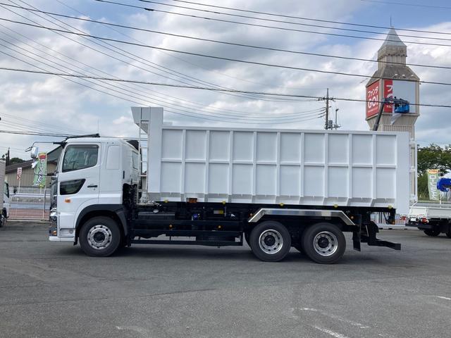 プロフィア 日野 大型 深ダンプ 26.9立米 最大積載9300kg 新明和製深ダンプ R6年8月製 リア片開き リターダー付 アルミホイール 最大積載9300kg 26.9立米 未稼働車(7枚目)