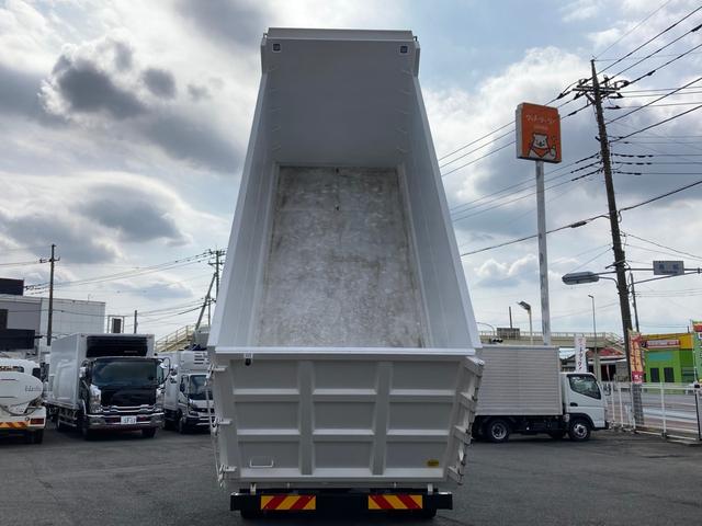 プロフィア 日野 大型 深ダンプ 26.9立米 最大積載9300kg 新明和製深ダンプ R6年8月製 リア片開き リターダー付 アルミホイール 最大積載9300kg 26.9立米 未稼働車(10枚目)