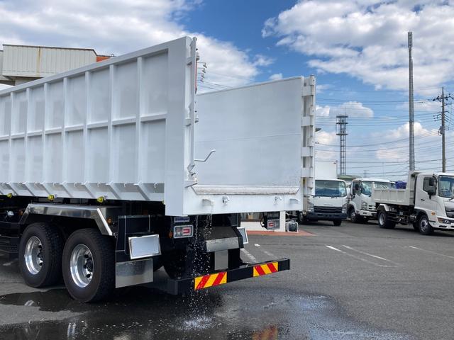 プロフィア 日野 大型 深ダンプ 26.9立米 最大積載9300kg 新明和製深ダンプ R6年8月製 リア片開き リターダー付 アルミホイール 最大積載9300kg 26.9立米 未稼働車(15枚目)