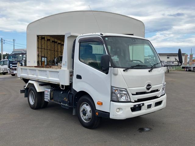デュトロ 日野 小型 ワイド ローダーダンプ 最大積載3700kg 新明和製ローダーダンプ R4年2月製 ラジコン付 リア丸ピン加工 ワイド幅 最大積載量3700kg(2枚目)
