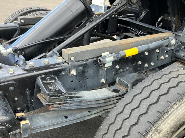デュトロ 日野 小型 ワイド ローダーダンプ 最大積載3700kg 新明和製ローダーダンプ R4年2月製 ラジコン付 リア丸ピン加工 ワイド幅 最大積載量3700kg(14枚目)