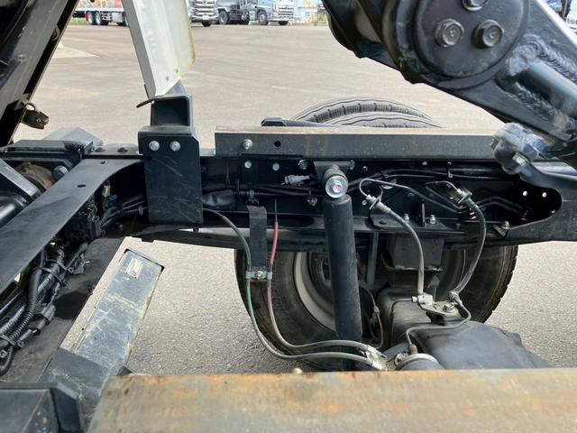 デュトロ 日野 小型 ワイド ローダーダンプ 最大積載3700kg 新明和製ローダーダンプ R4年2月製 ラジコン付 リア丸ピン加工 ワイド幅 最大積載量3700kg(25枚目)