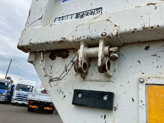 デュトロ 日野 小型 ワイド ローダーダンプ 最大積載3700kg 新明和製ローダーダンプ R4年2月製 ラジコン付 リア丸ピン加工 ワイド幅 最大積載量3700kg(32枚目)