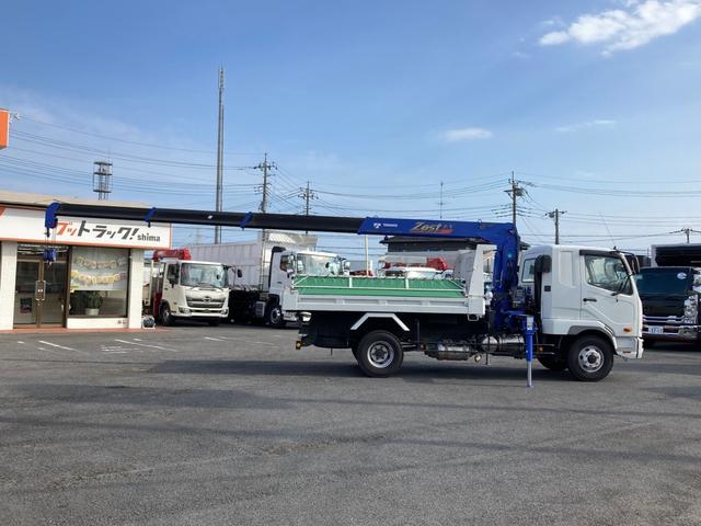 ファイター 三菱ふそう　中型クレーン付ダンプ　最大積載２２５０ｋｇ　タダノ製４段（２．９３ｔ吊）クレーン　Ｒ２年９月製　ラジコン　フックイン　警報型　新明和製一方開ダンプ　Ｒ２年１２月製　自動シート　最大積載量２２５０ｋｇ　標準幅（6枚目）