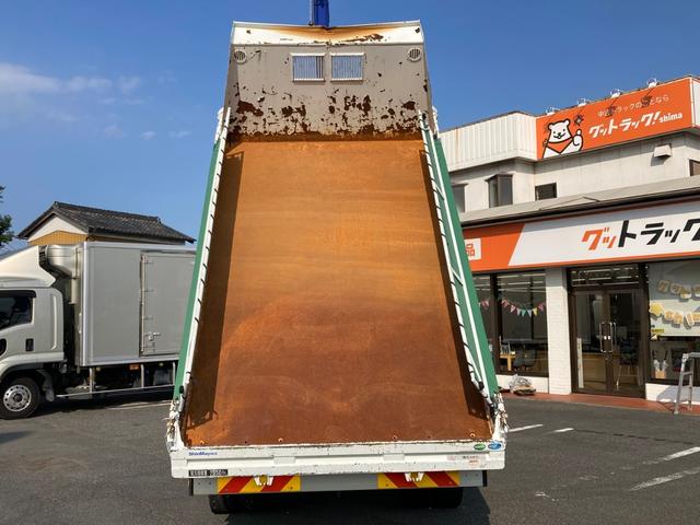ファイター 三菱ふそう　中型クレーン付ダンプ　最大積載２２５０ｋｇ　タダノ製４段（２．９３ｔ吊）クレーン　Ｒ２年９月製　ラジコン　フックイン　警報型　新明和製一方開ダンプ　Ｒ２年１２月製　自動シート　最大積載量２２５０ｋｇ　標準幅（7枚目）